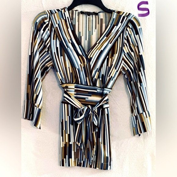 Violet & Claire Tops - LADIES BLUE, BROWN & WHITE TOP WITH AN ATTACHED BELT